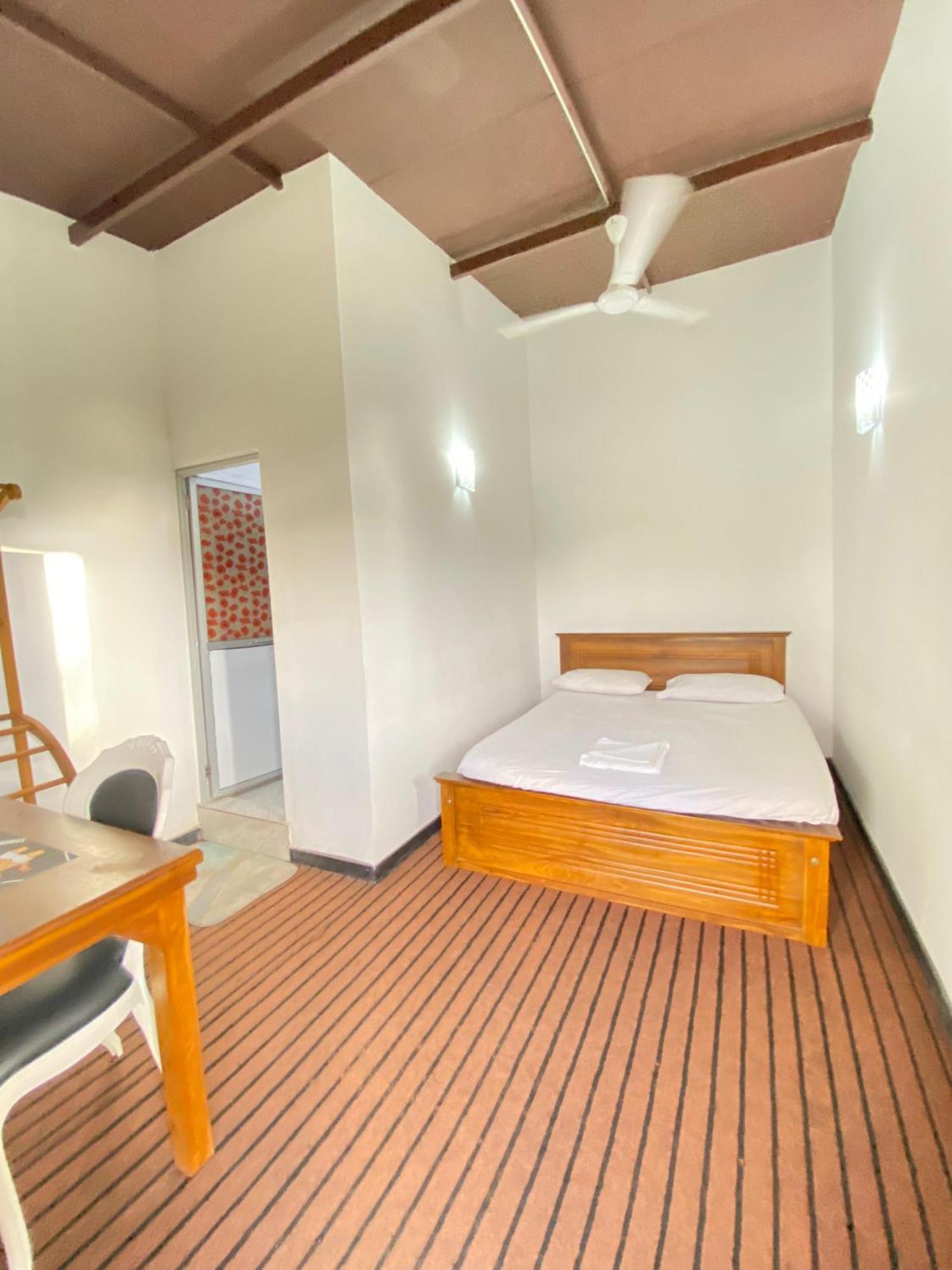 Airport City Hotel كاتوناياكى المظهر الخارجي الصورة